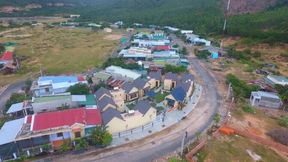 Alo Ha Binh Tien Hotel Thon Binh Hung Luaran gambar